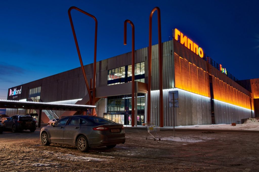 ТЦ Диамонд, подсветка фасадов