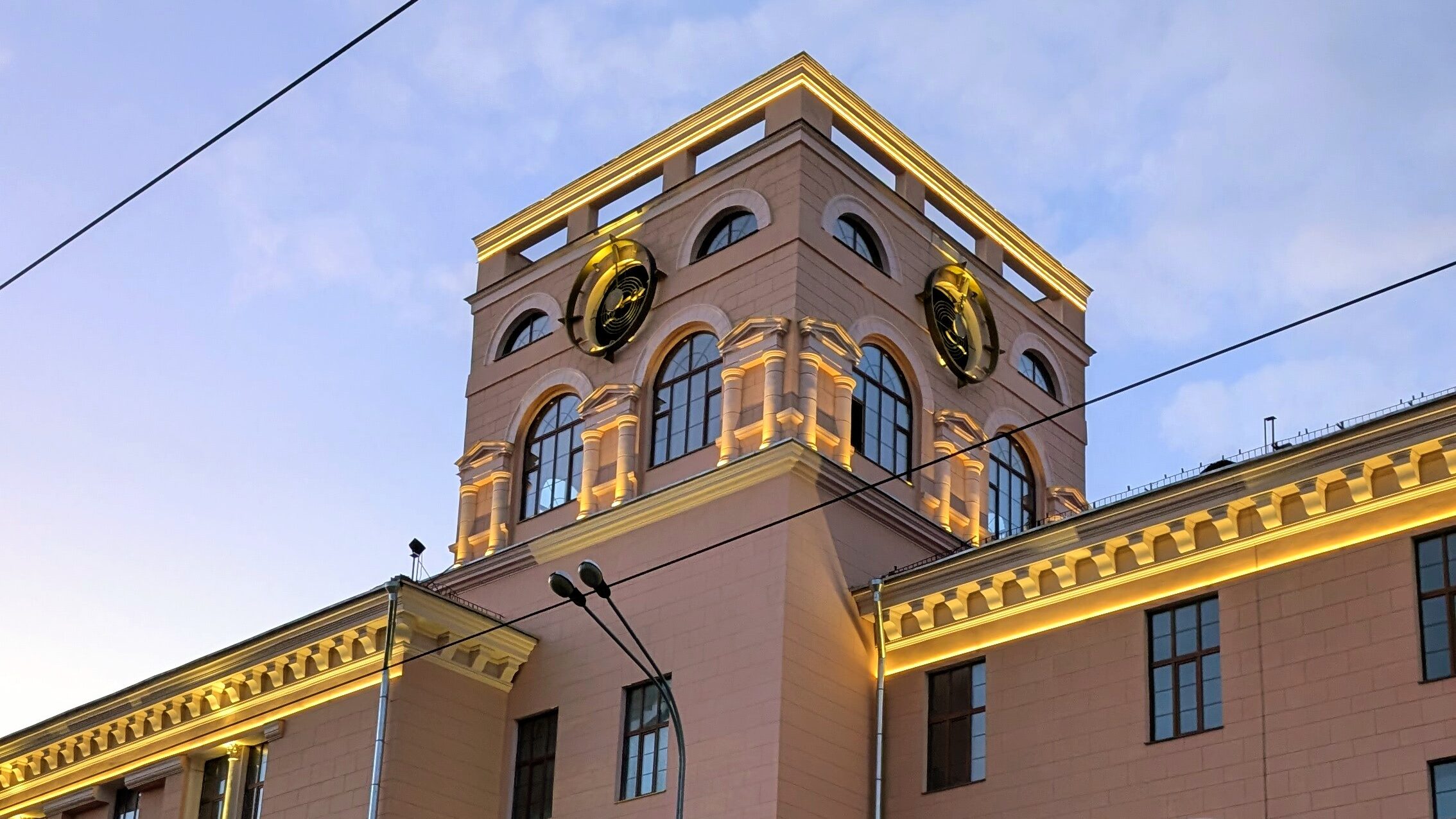 Архитектурное освещение проектирование подсветки фасадов зданий